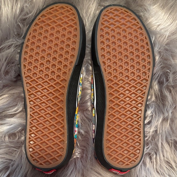 The Simpson’s Vans Asher slides - Picture 2 of 4